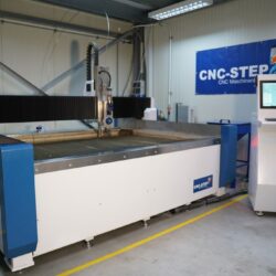 Plesio – Water Jet Cutter with 3800 bar / 55.000 PSI